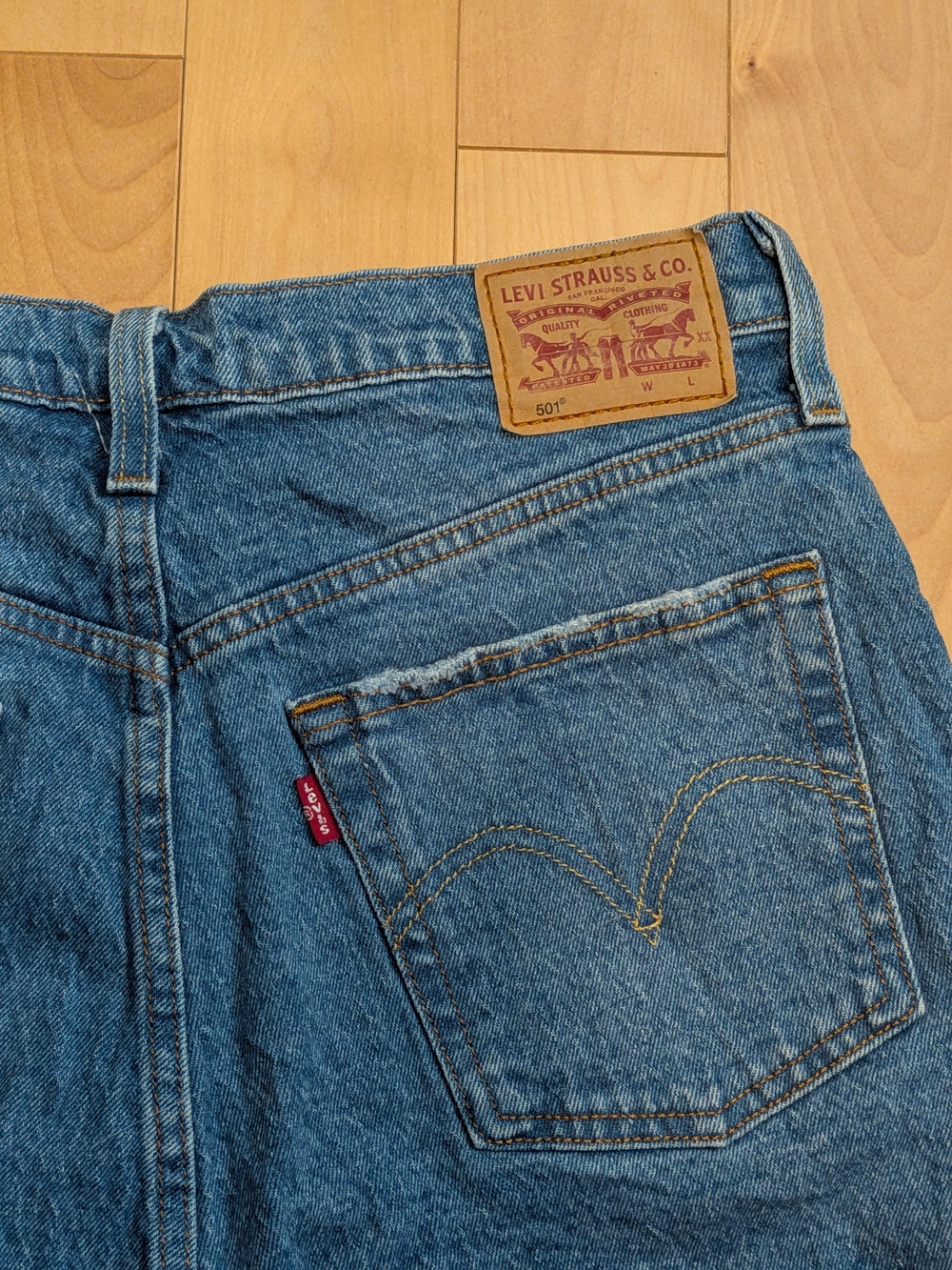 Levi's Distressed Blue Denim 501 Cutoff Shorts - Picture 4 of 8